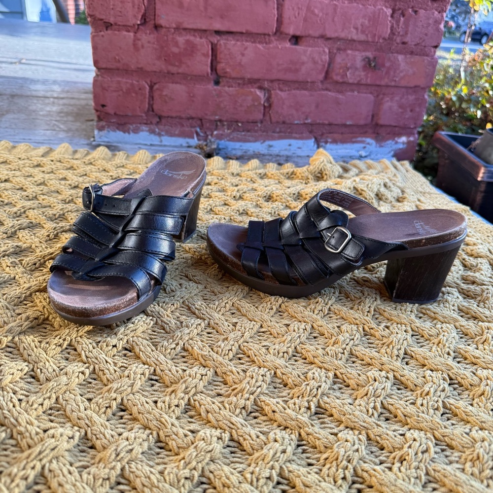Dansko Dina Black Woven Leather Strappy Block Heel Fisherman Sandal 38 Comfort